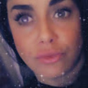 Meet your Posher, Carrie